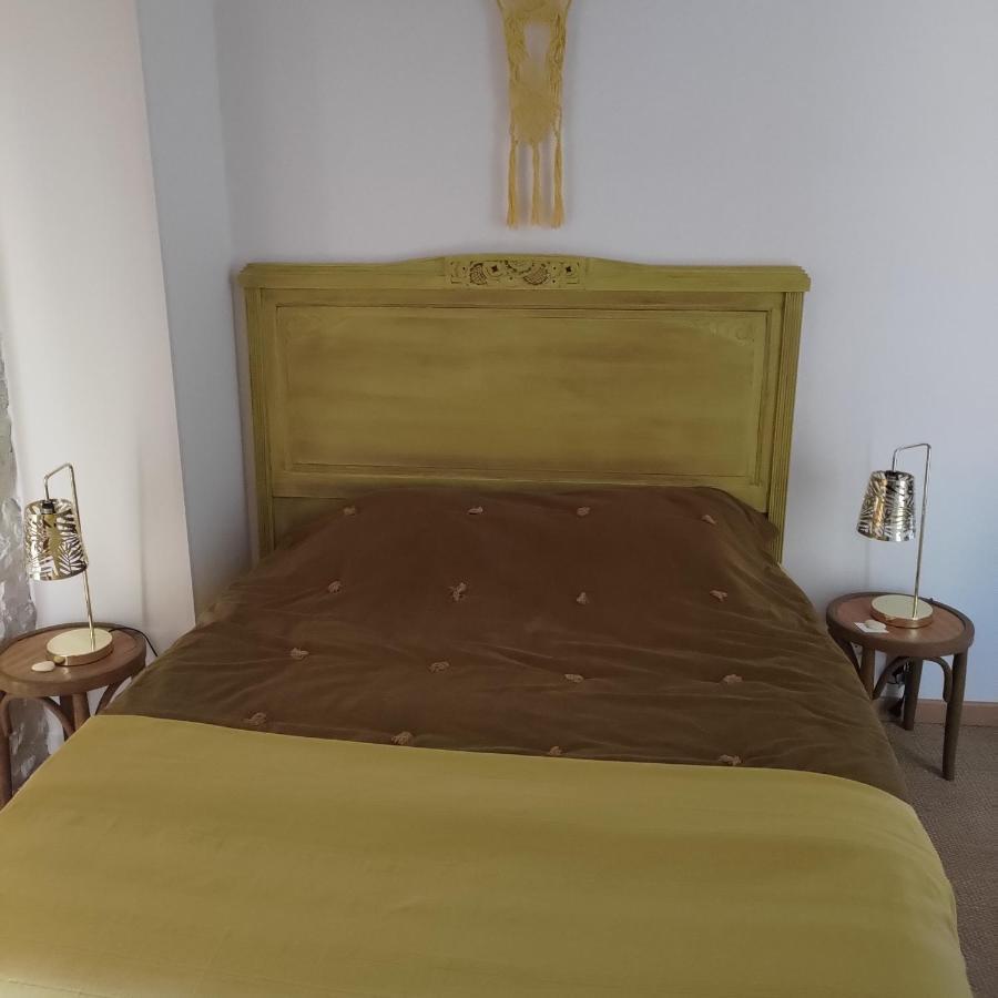 Au Clos Des Figues Hotel Chambon  Bagian luar foto